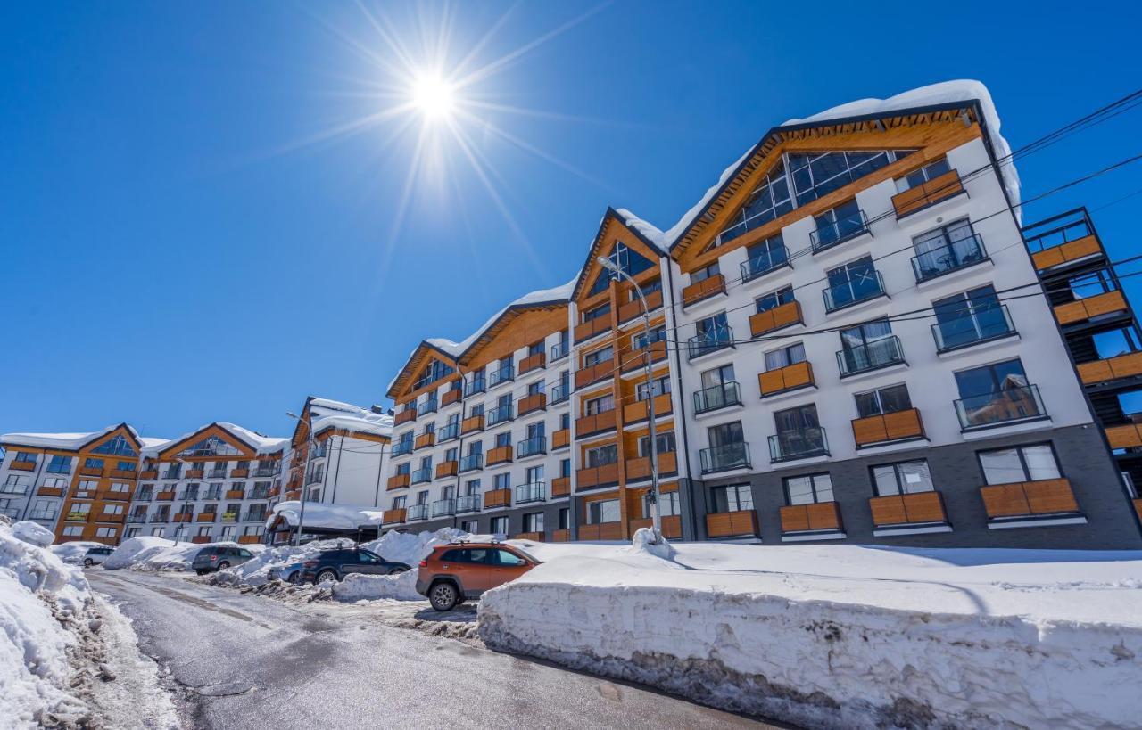 Redco, New Gudauri, Twins Apartman Kültér fotó